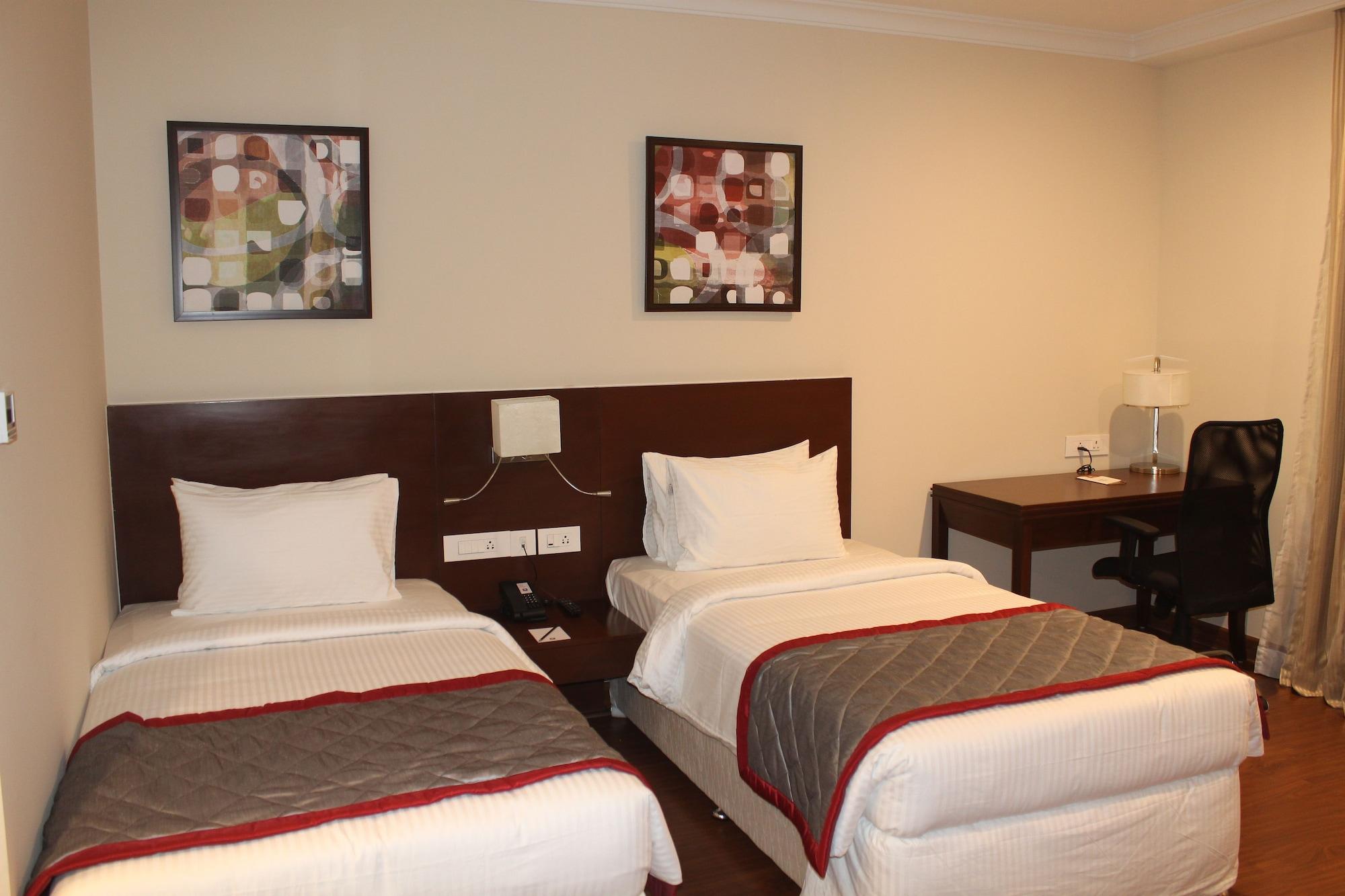 The Altruist Business Hotel Hitech Hyderabad Ngoại thất bức ảnh
