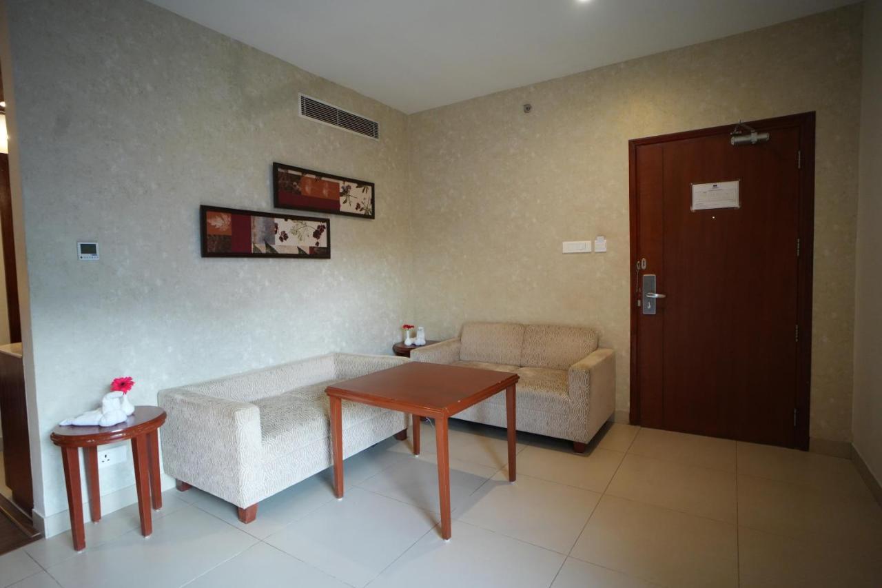 The Altruist Business Hotel Hitech Hyderabad Ngoại thất bức ảnh