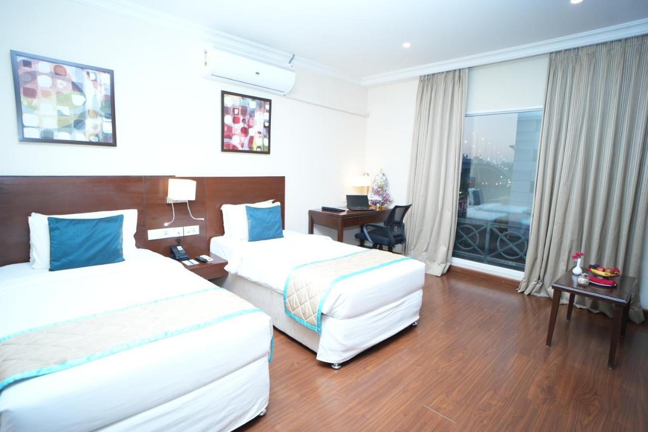 The Altruist Business Hotel Hitech Hyderabad Ngoại thất bức ảnh