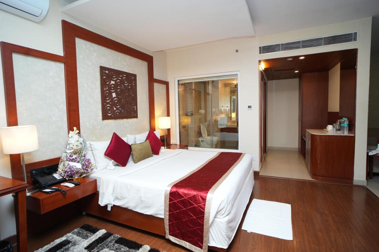 The Altruist Business Hotel Hitech Hyderabad Ngoại thất bức ảnh