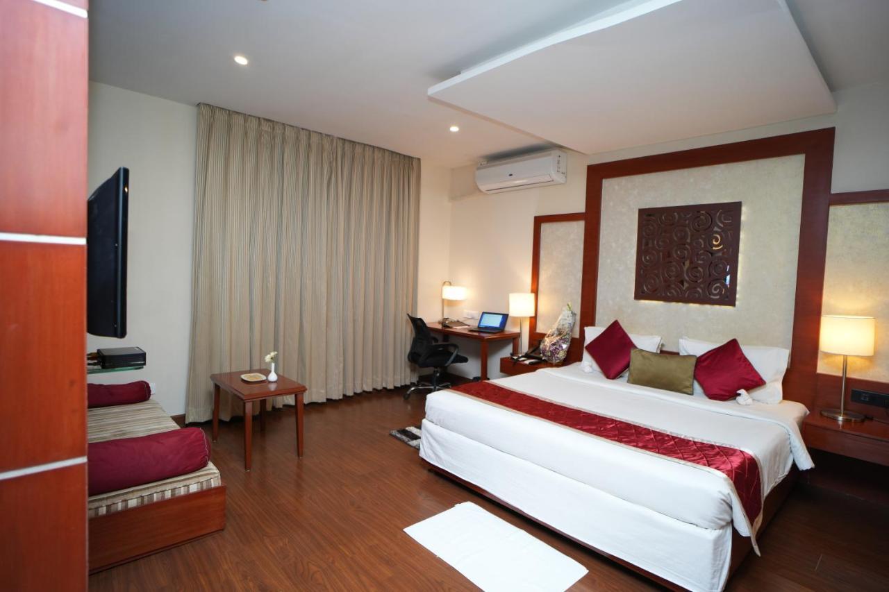 The Altruist Business Hotel Hitech Hyderabad Ngoại thất bức ảnh