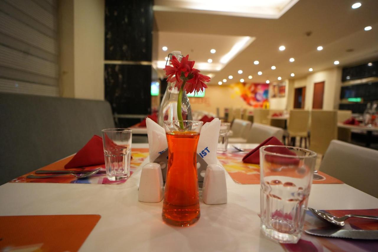 The Altruist Business Hotel Hitech Hyderabad Ngoại thất bức ảnh