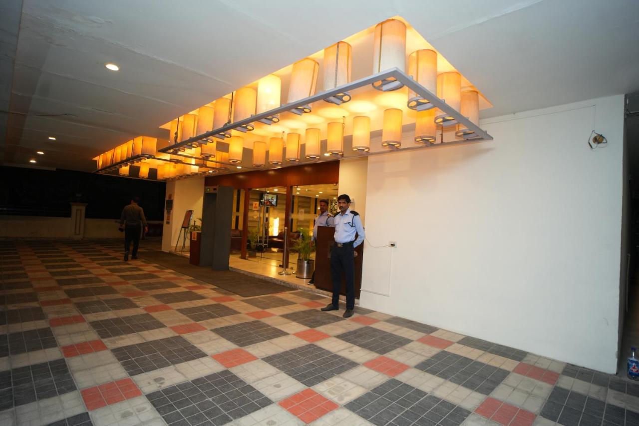 The Altruist Business Hotel Hitech Hyderabad Ngoại thất bức ảnh