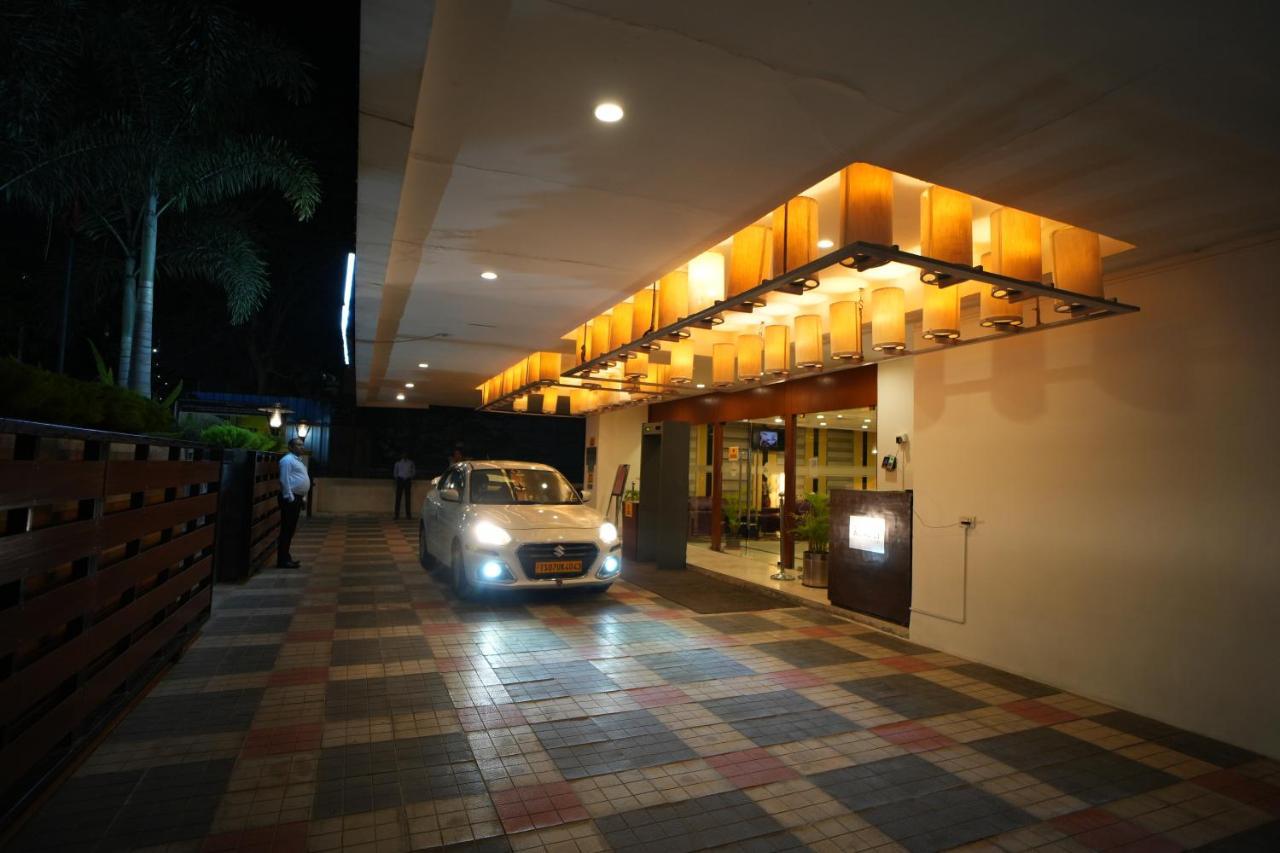 The Altruist Business Hotel Hitech Hyderabad Ngoại thất bức ảnh